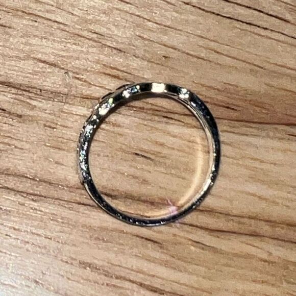 Distressed Silver Toned Open Lotus Flower Outline Ring, Women’s Size: 6.5 - Picture 3 of 6